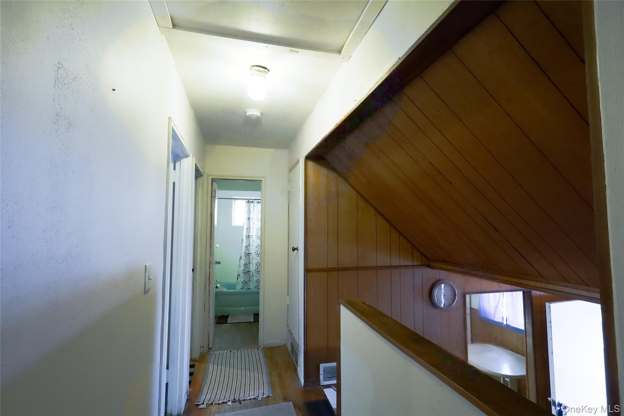 Single Family Champlain Suffolk County, NY 11776, MLS-966295-8