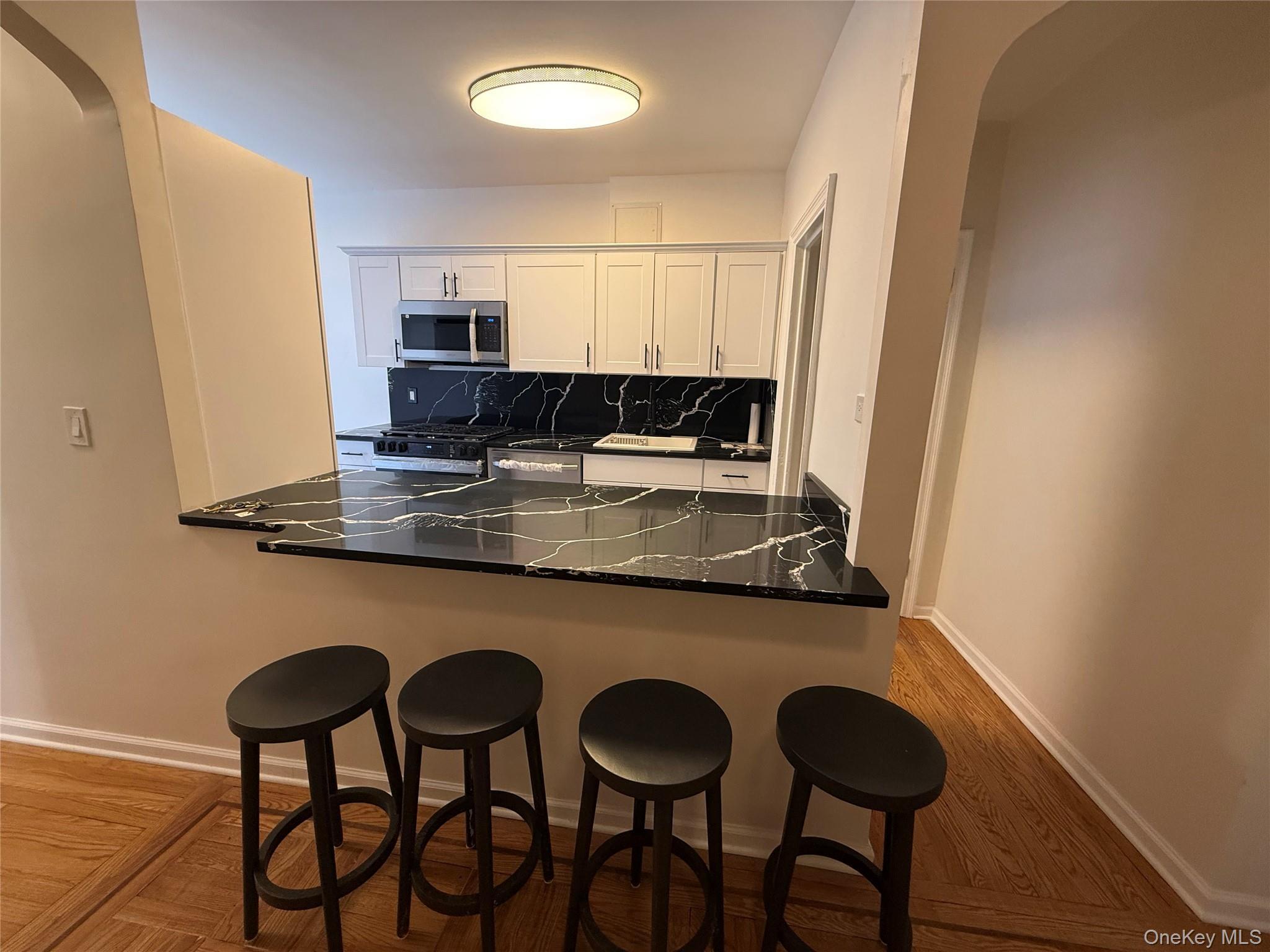 Apartment Bronx Park  Bronx, NY 10462, MLS-966307-5