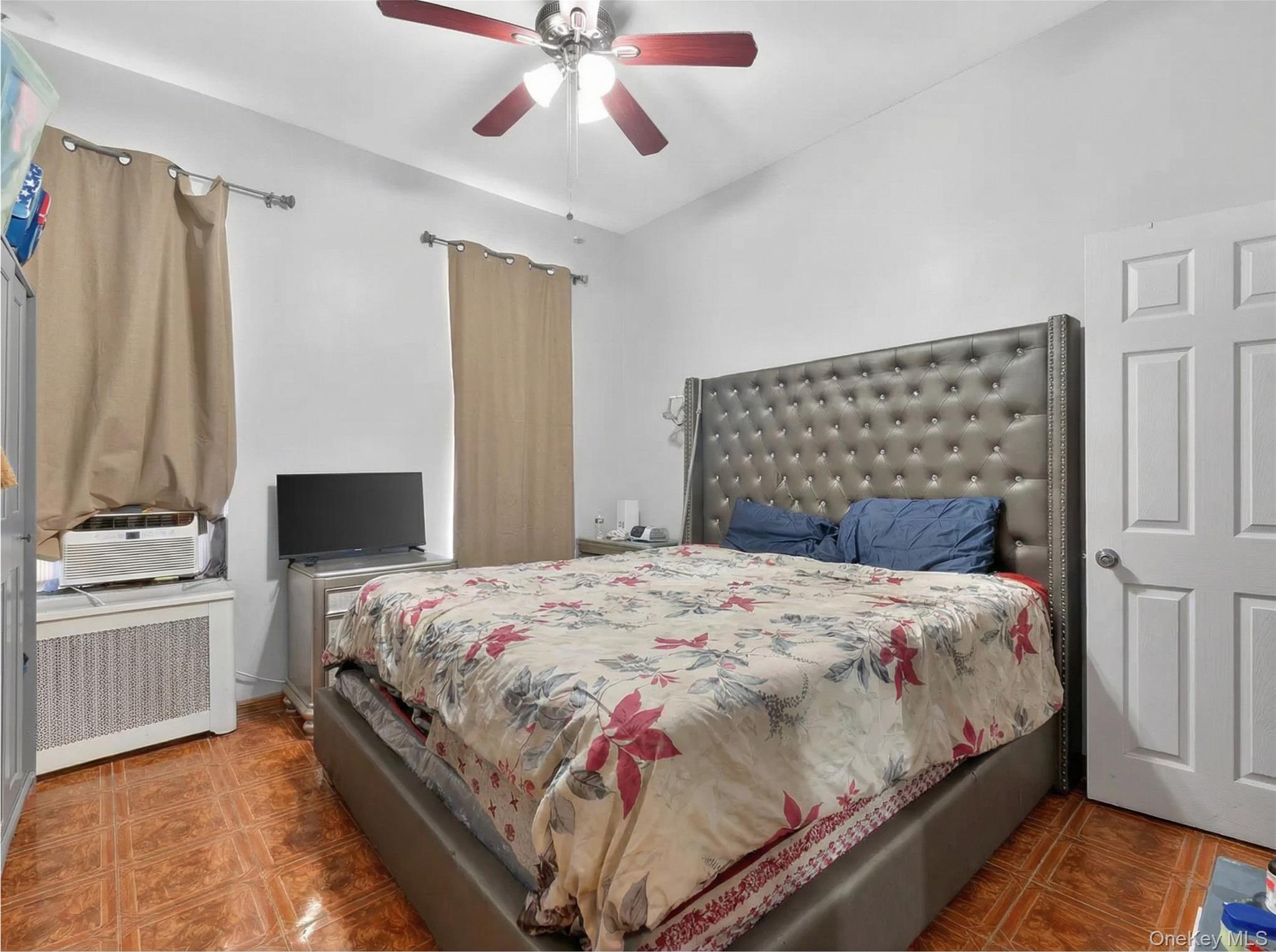 Commercial Sale Greene Avenue Brooklyn, NY 11237, MLS-966335-18