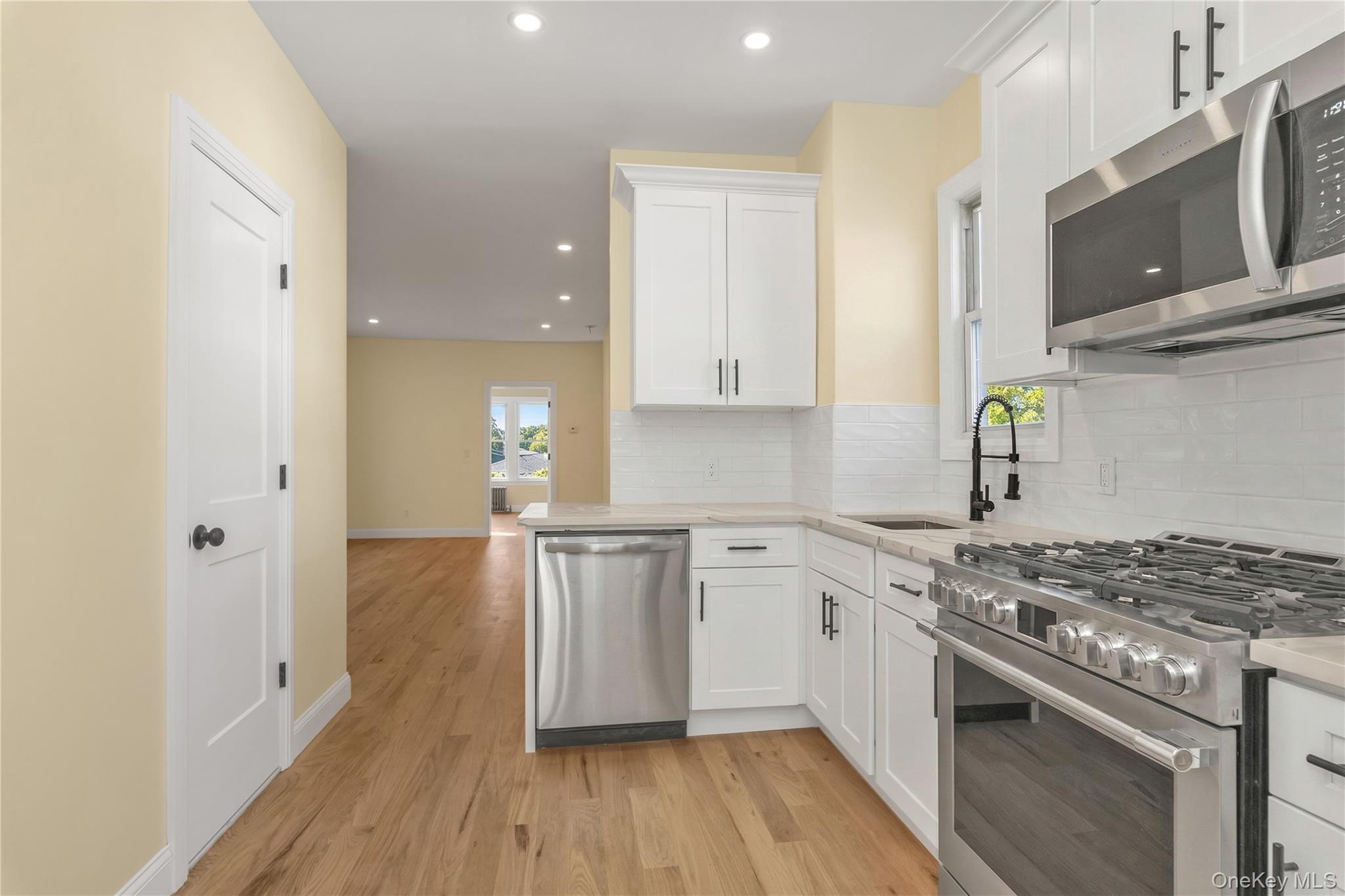 Single Family 90th  Queens, NY 11417, MLS-966367-5