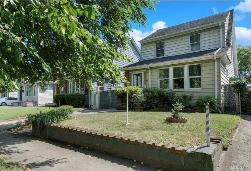 Single Family 215th  Queens, NY 11427, MLS-966386-2