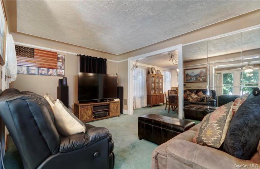 Single Family 215th  Queens, NY 11427, MLS-966386-20