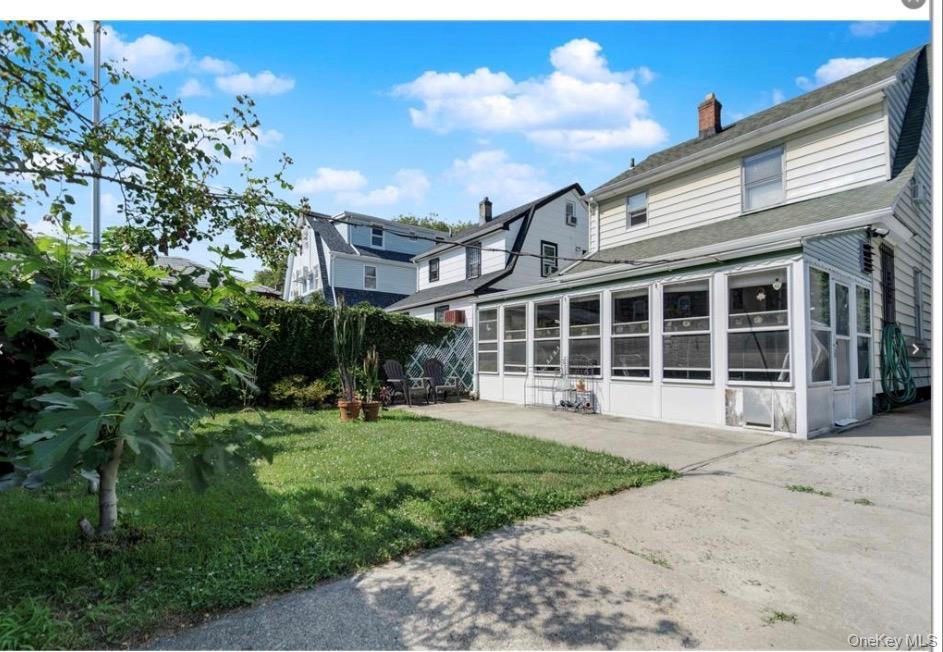 Single Family 215th  Queens, NY 11427, MLS-966386-4