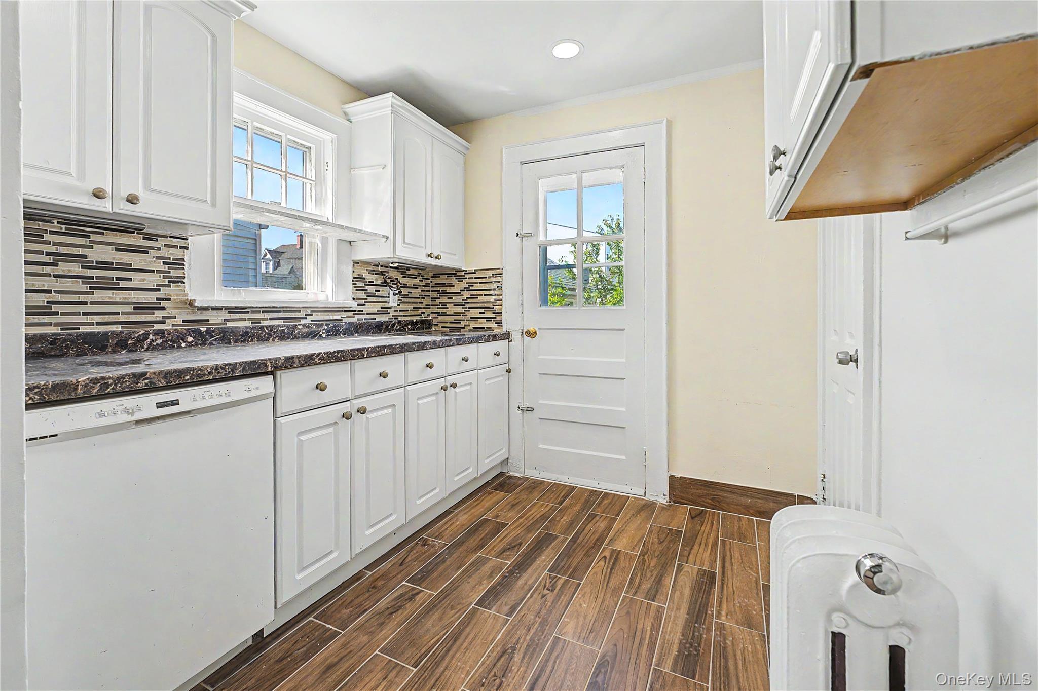Single Family Malden  Nassau County, NY 11563, MLS-966395-11
