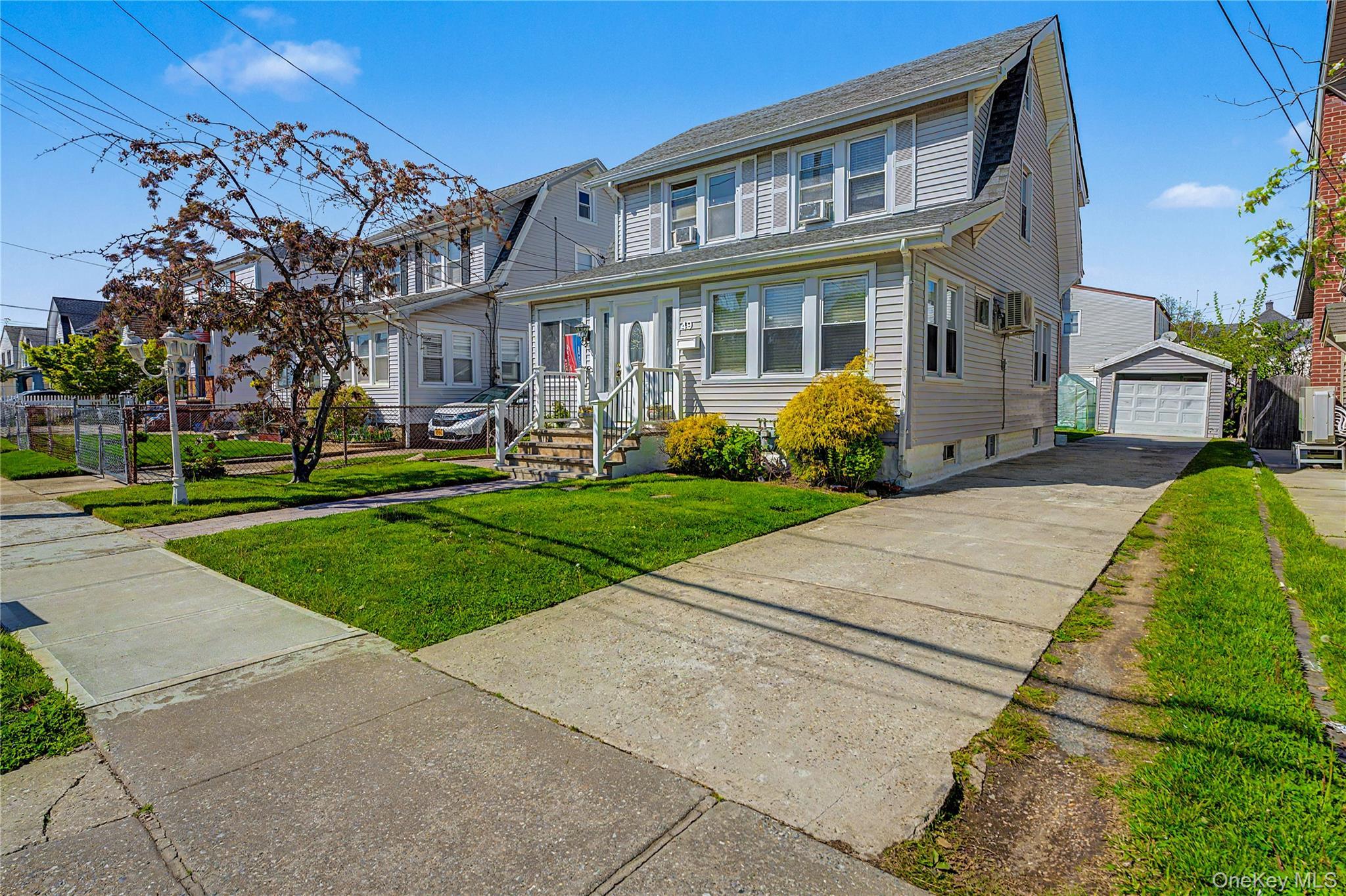 Single Family Malden  Nassau County, NY 11563, MLS-966395-2