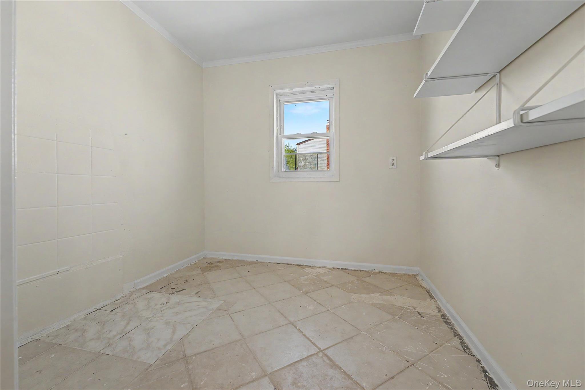 Single Family Malden  Nassau County, NY 11563, MLS-966395-8