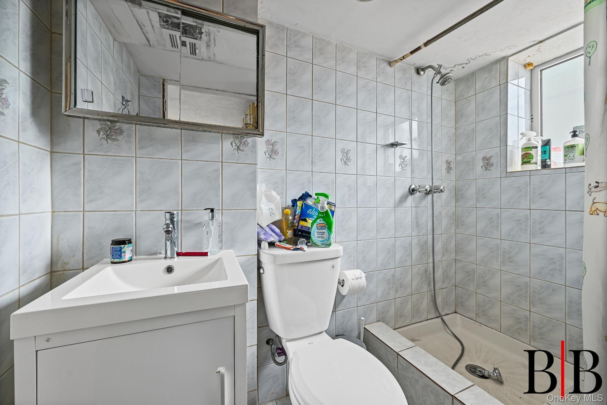 Single Family 71  Brooklyn, NY 11234, MLS-966399-16