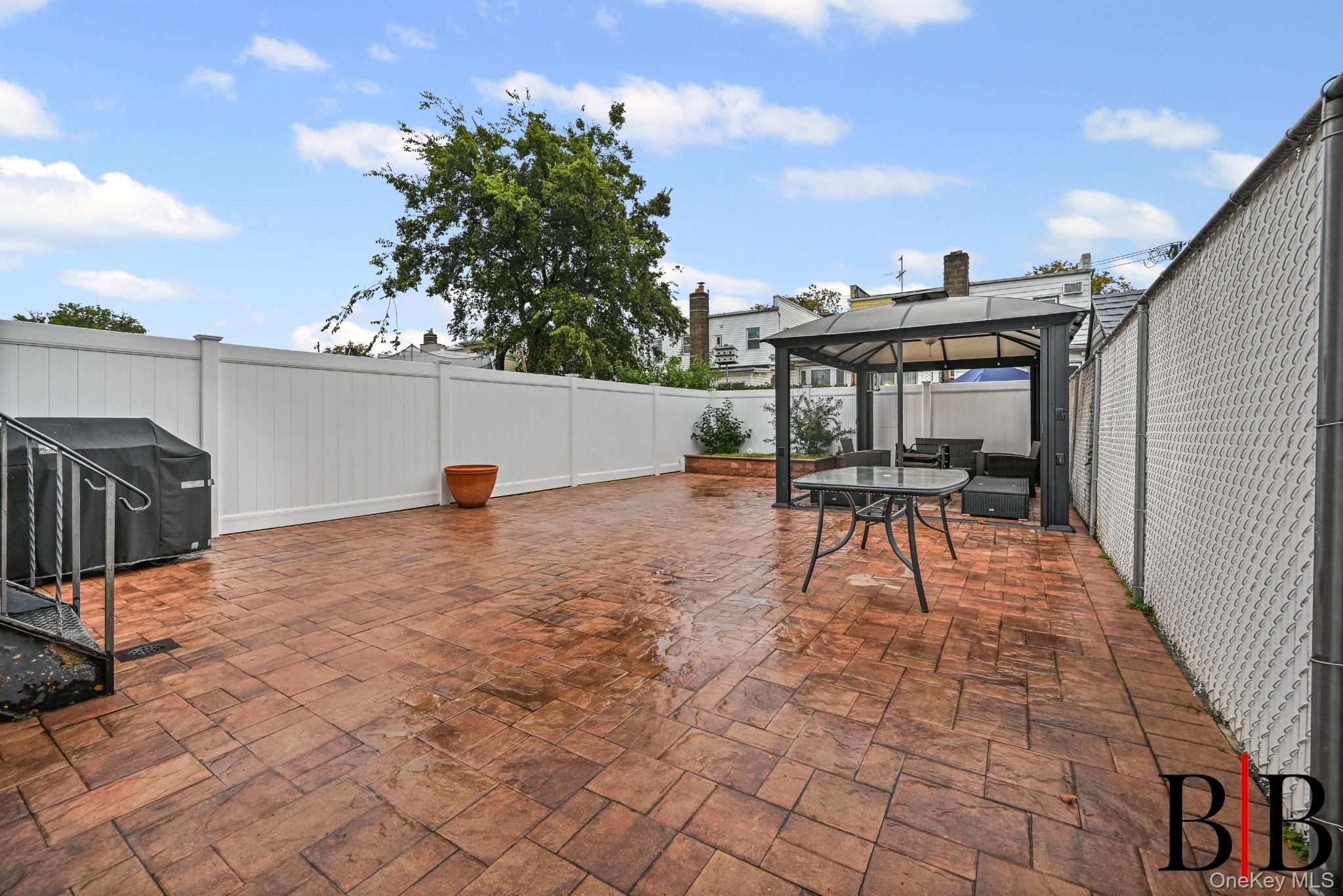 Single Family 71  Brooklyn, NY 11234, MLS-966399-21