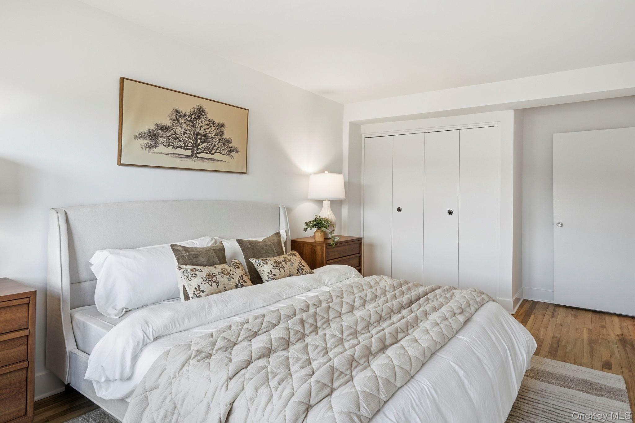 Coop Hartsdale Westchester County, NY 10530, MLS-966400-13