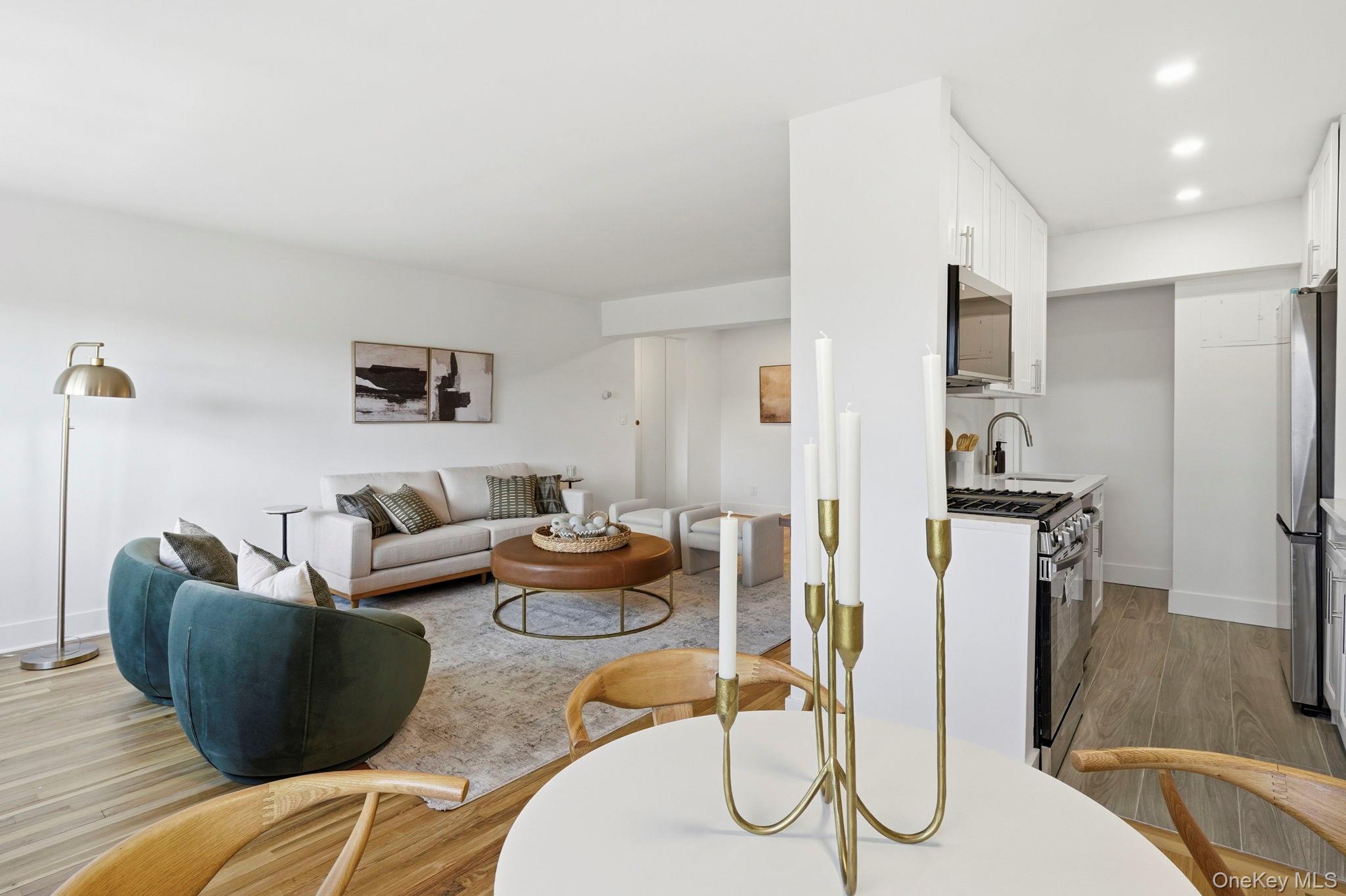 Coop Hartsdale Westchester County, NY 10530, MLS-966400-2