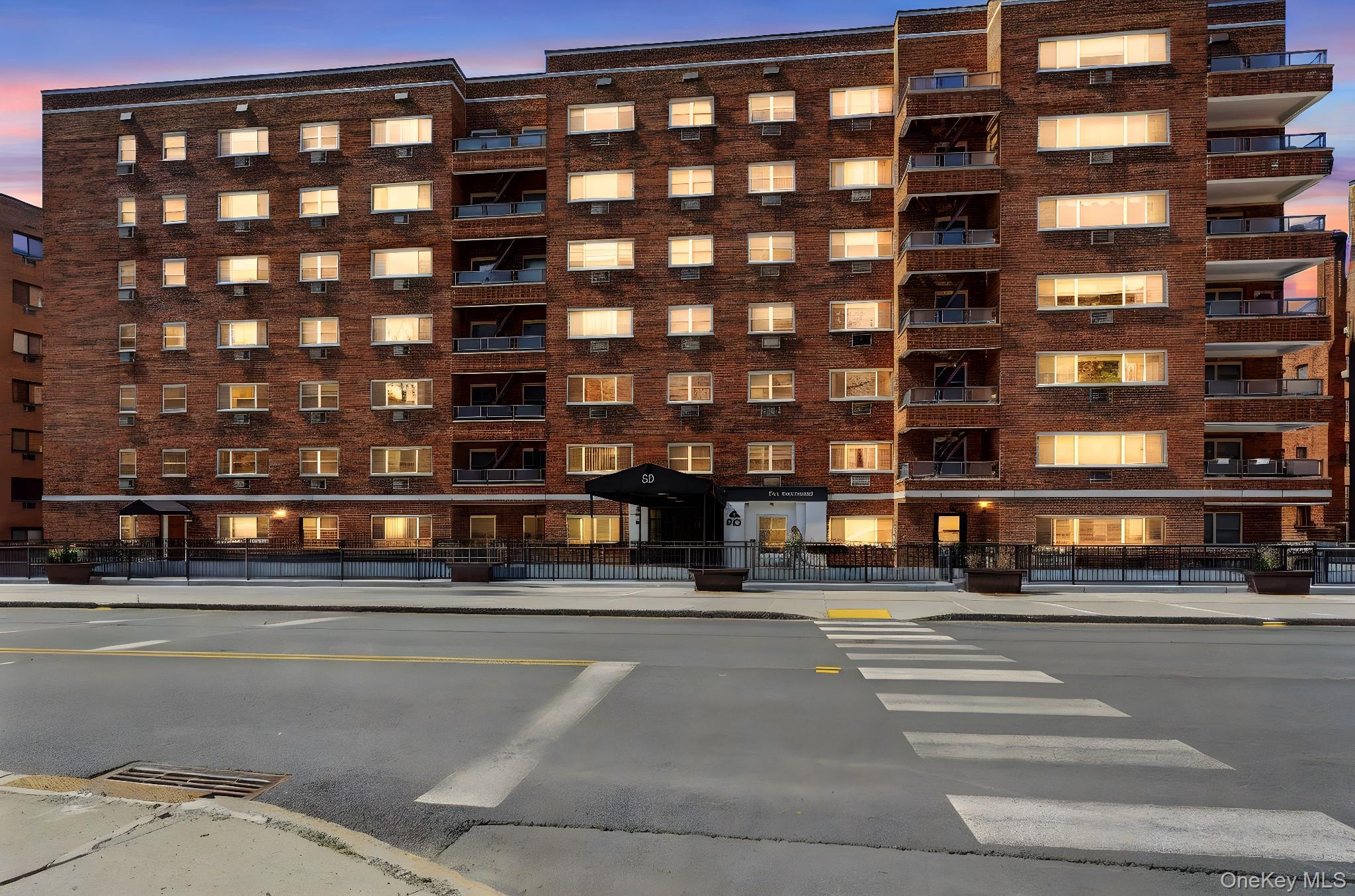 Coop Hartsdale Westchester County, NY 10530, MLS-966400-21