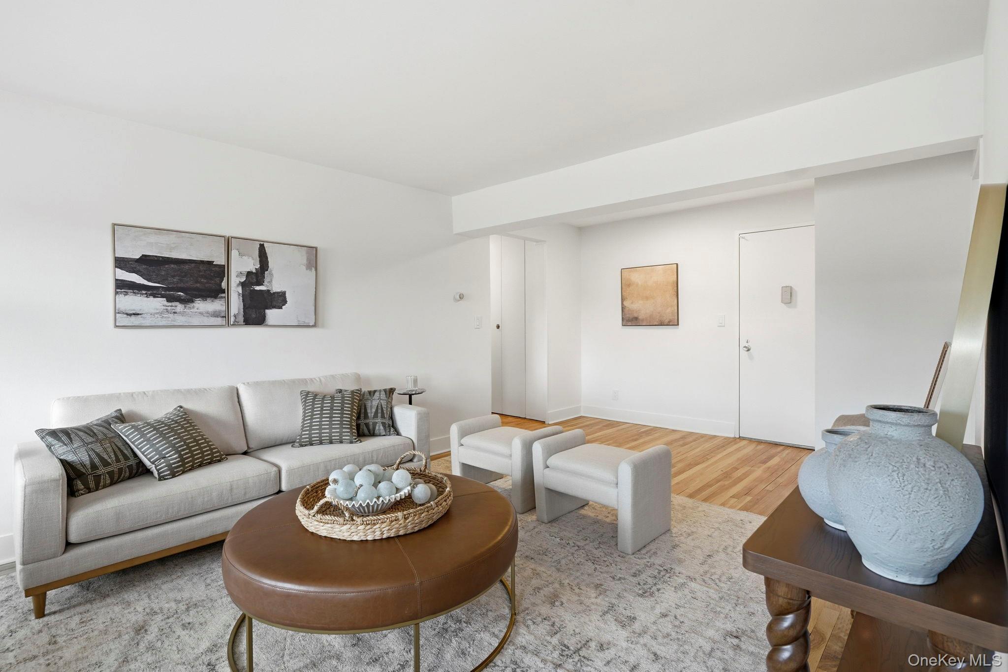 Coop Hartsdale Westchester County, NY 10530, MLS-966400-8