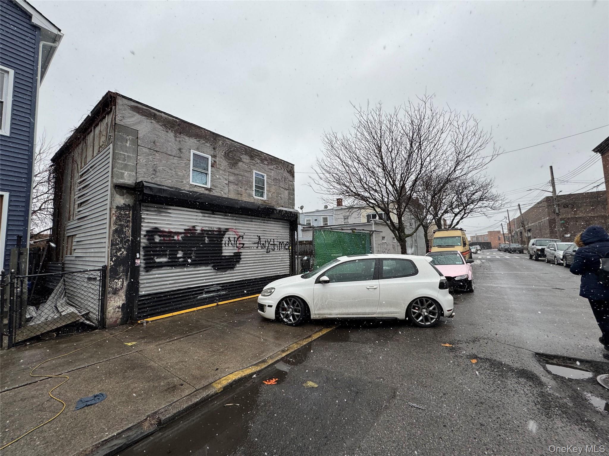 Single Family 58th  Queens, NY 11378, MLS-966405-3