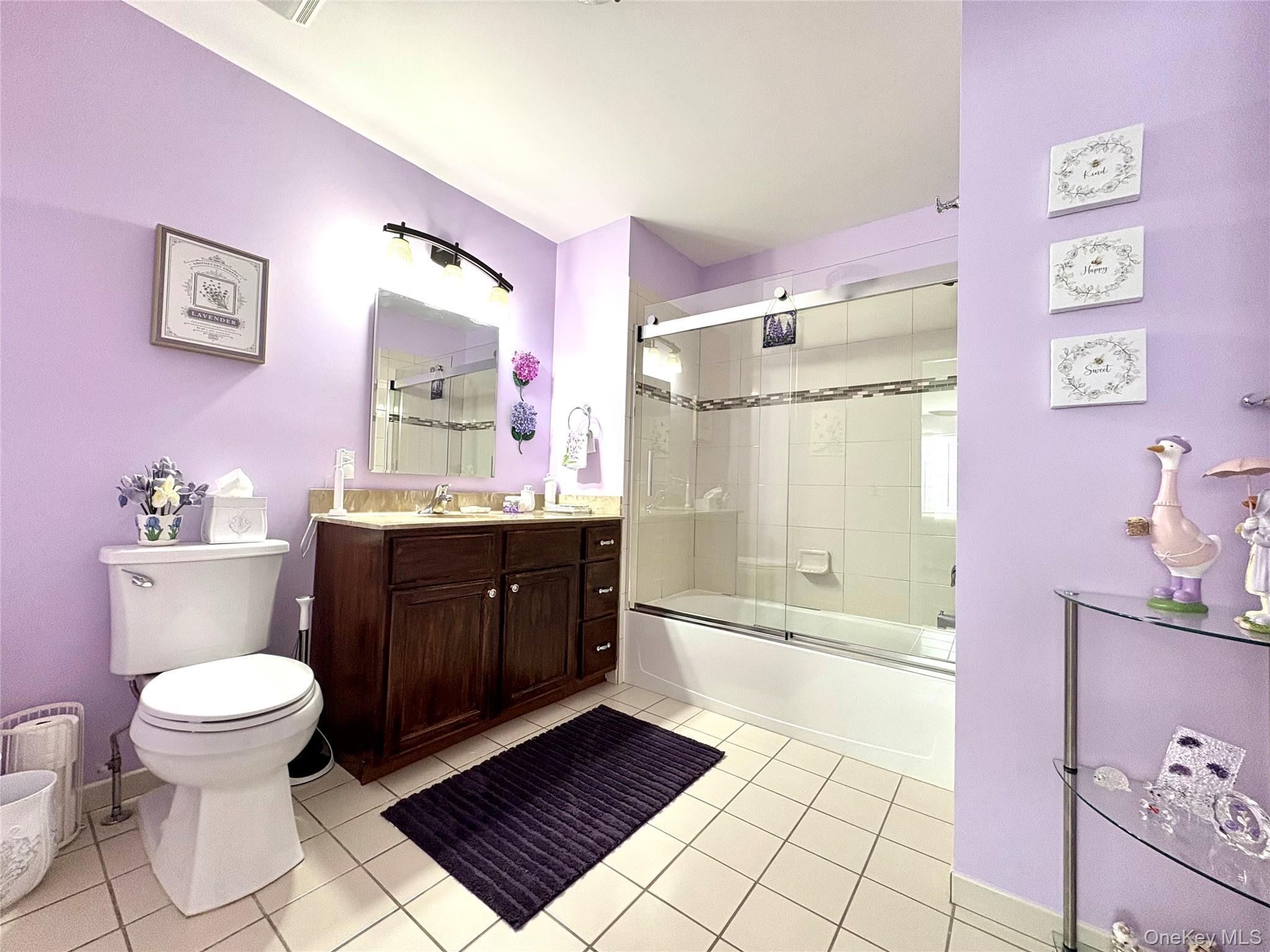 Condo Hunter  Suffolk County, NY 11722, MLS-966426-13