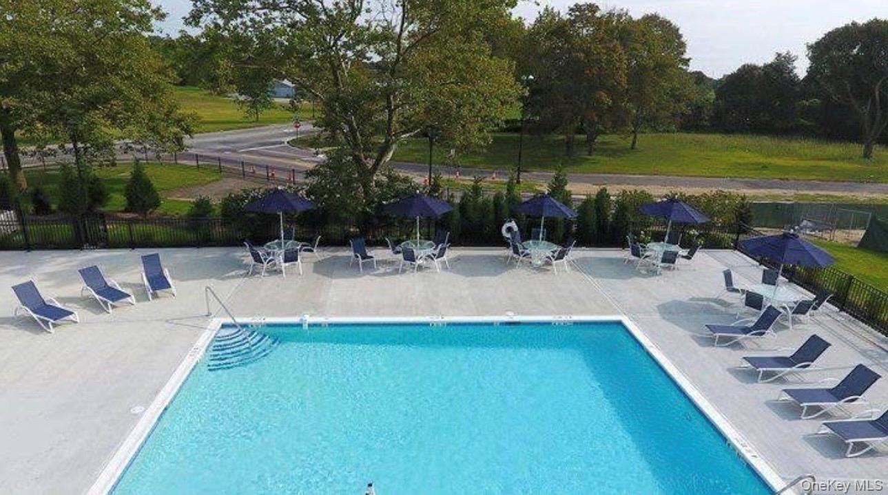 Condo Hunter  Suffolk County, NY 11722, MLS-966426-26