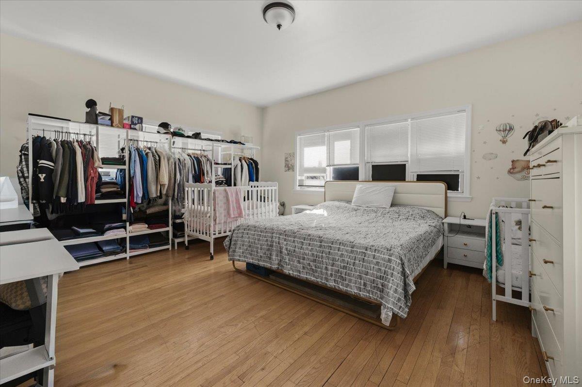 Single Family Victor  Bronx, NY 10462, MLS-966437-11