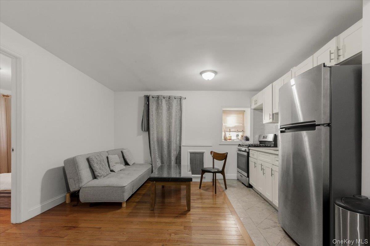 Single Family Victor  Bronx, NY 10462, MLS-966437-17