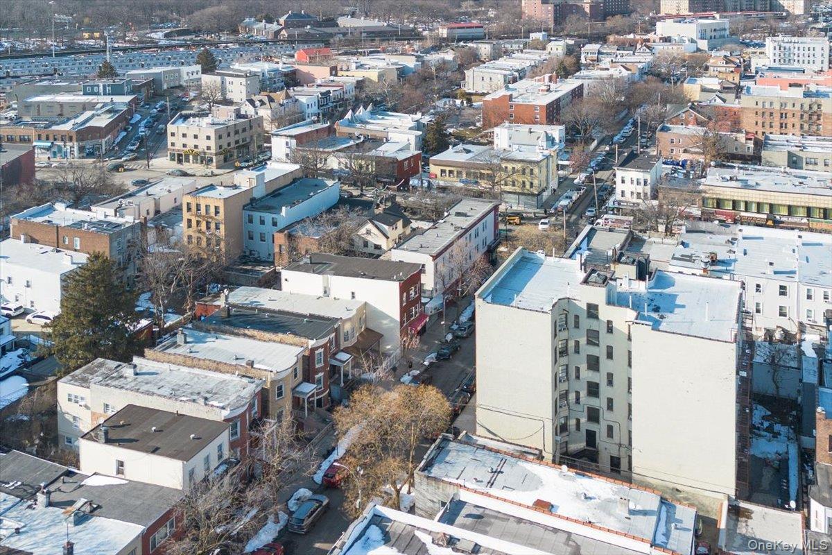 Single Family Victor  Bronx, NY 10462, MLS-966437-30