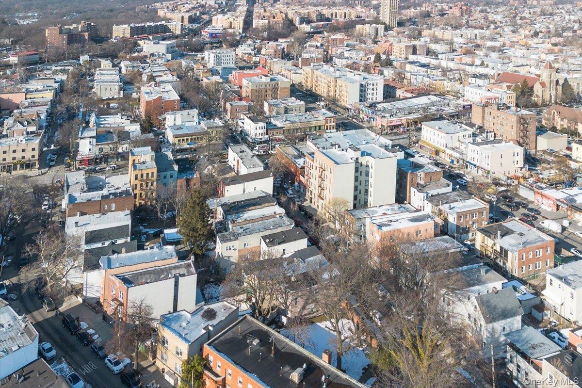 Single Family Victor  Bronx, NY 10462, MLS-966437-31