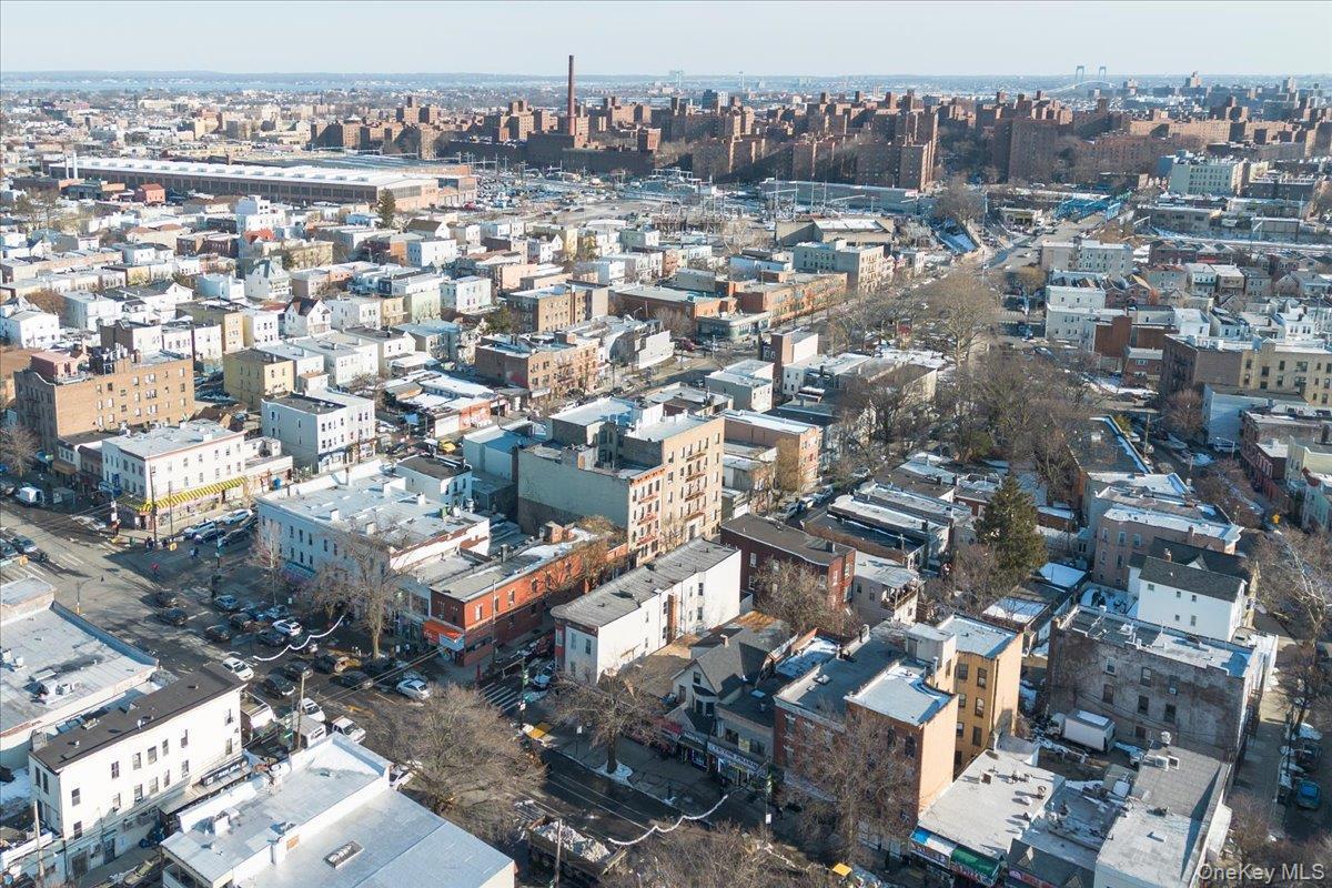 Single Family Victor  Bronx, NY 10462, MLS-966437-32