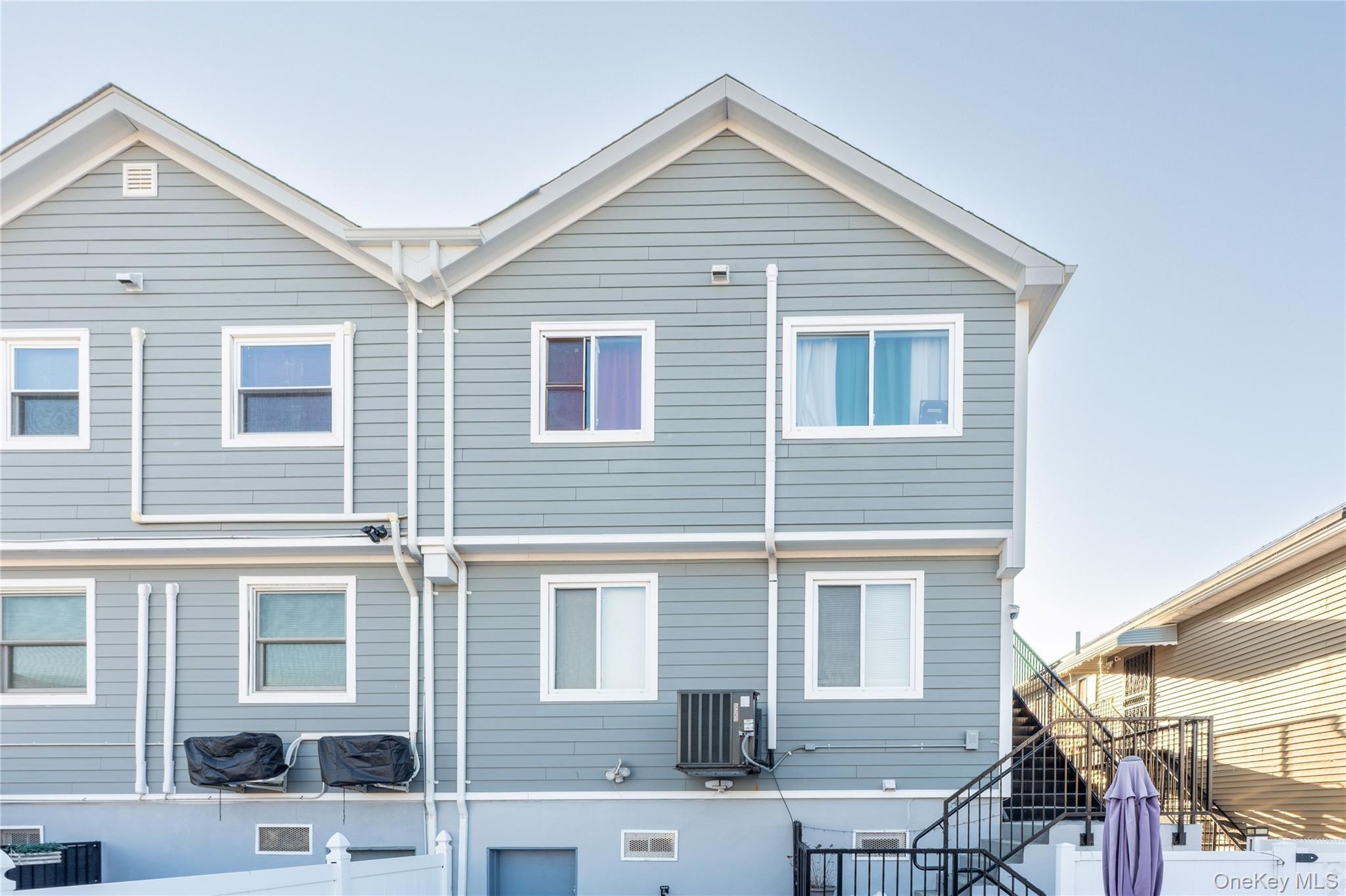 Single Family Beach 37th  Queens, NY 11691, MLS-966441-10