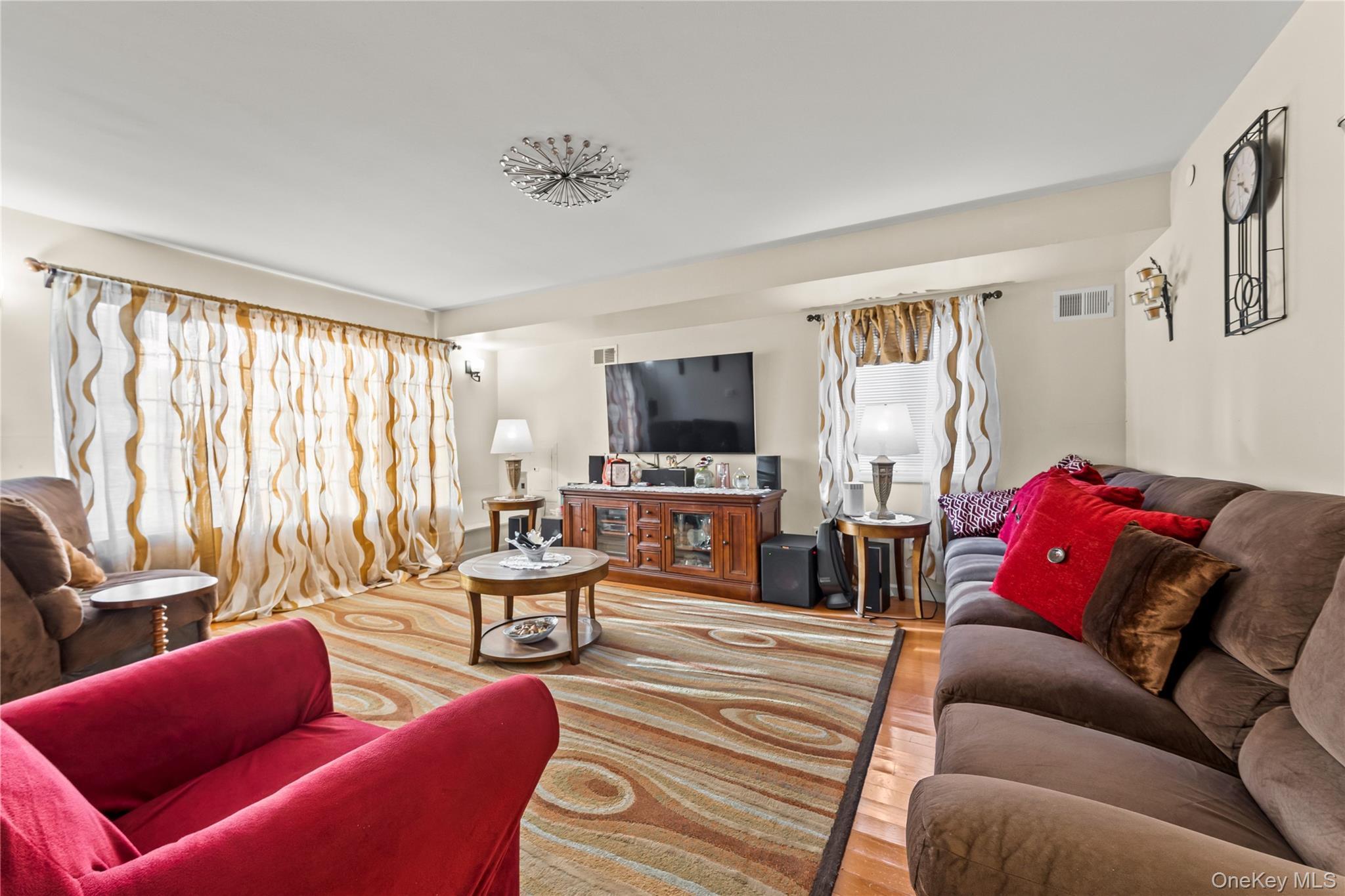 Single Family Beach 37th  Queens, NY 11691, MLS-966441-25