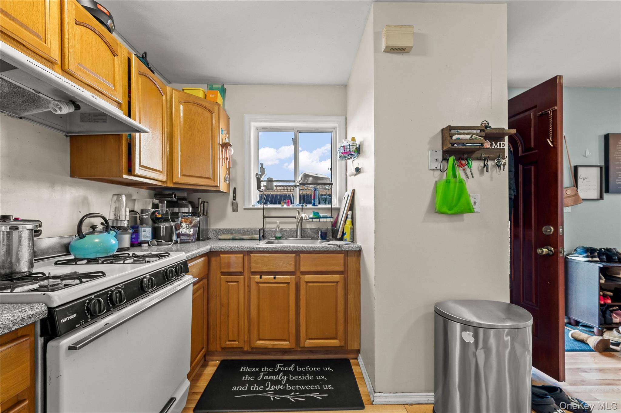 Single Family Beach 37th  Queens, NY 11691, MLS-966441-37