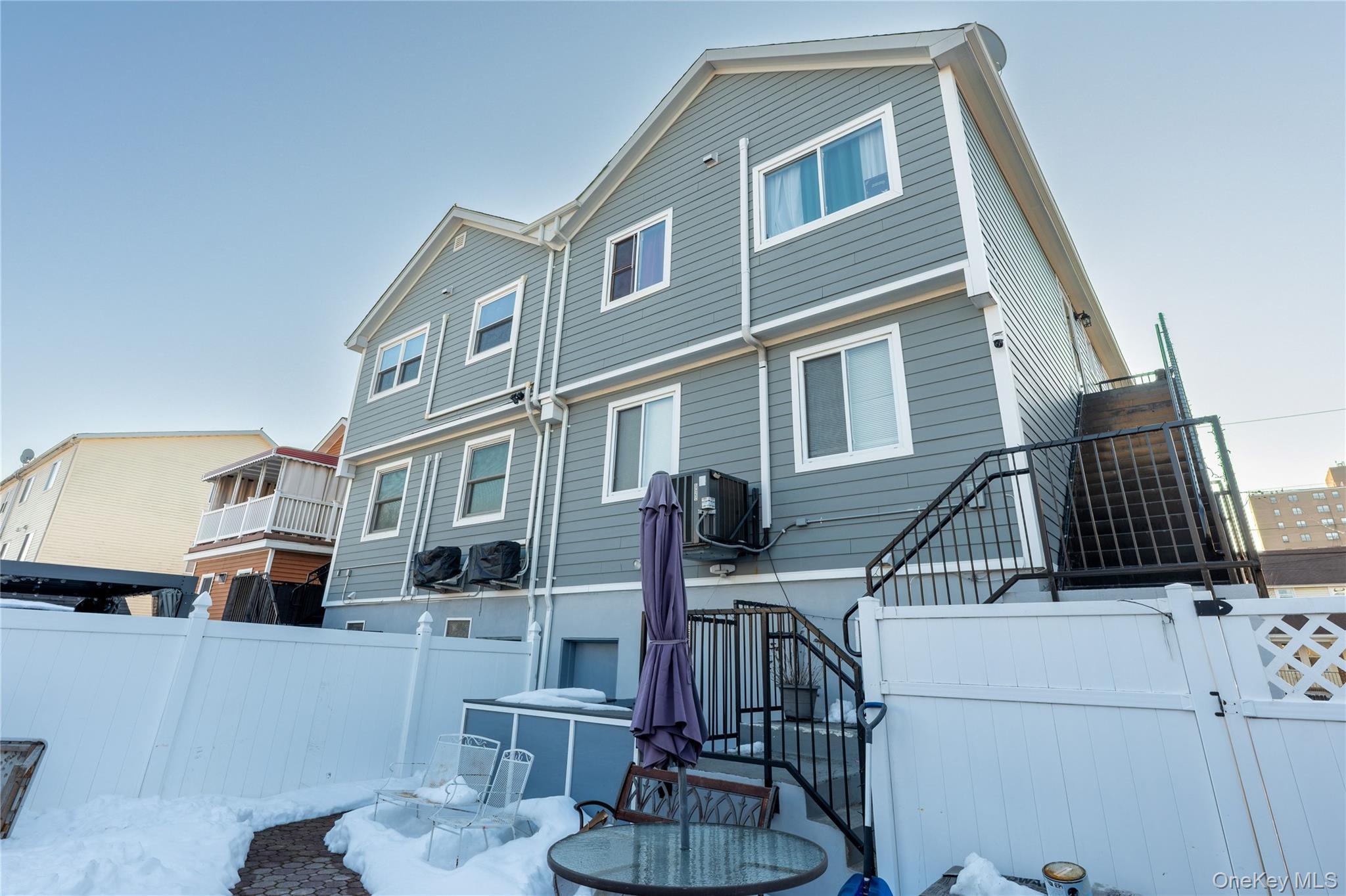 Single Family Beach 37th  Queens, NY 11691, MLS-966441-9