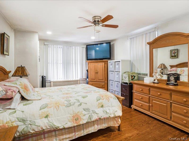 Single Family Linwood  Brooklyn, NY 11208, MLS-966458-14