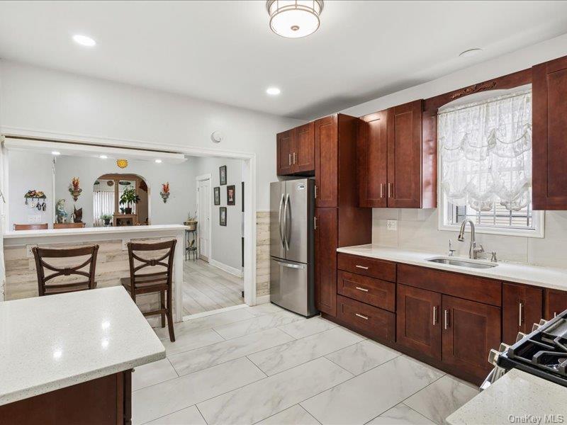 Single Family Linwood  Brooklyn, NY 11208, MLS-966458-5