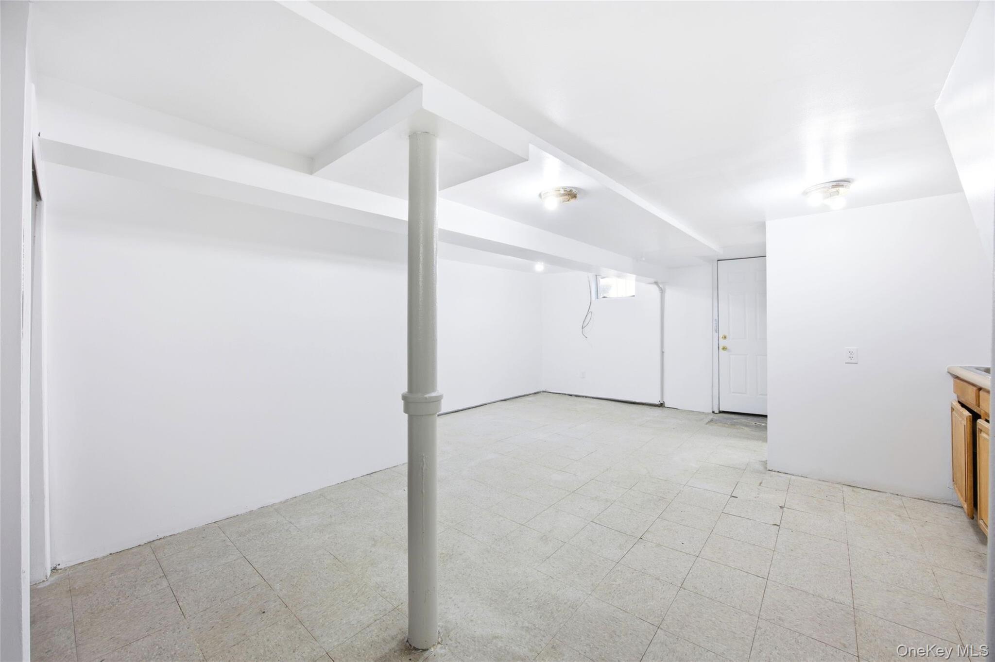 Single Family 33rd  Queens, NY 11354, MLS-966470-17