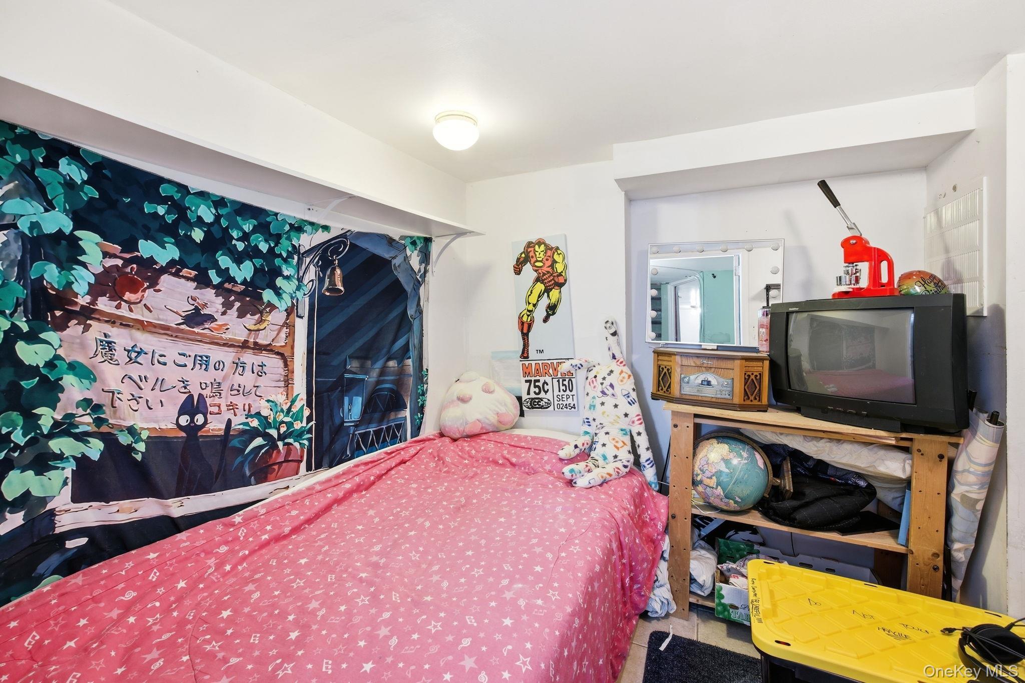 Single Family 33rd  Queens, NY 11354, MLS-966470-19