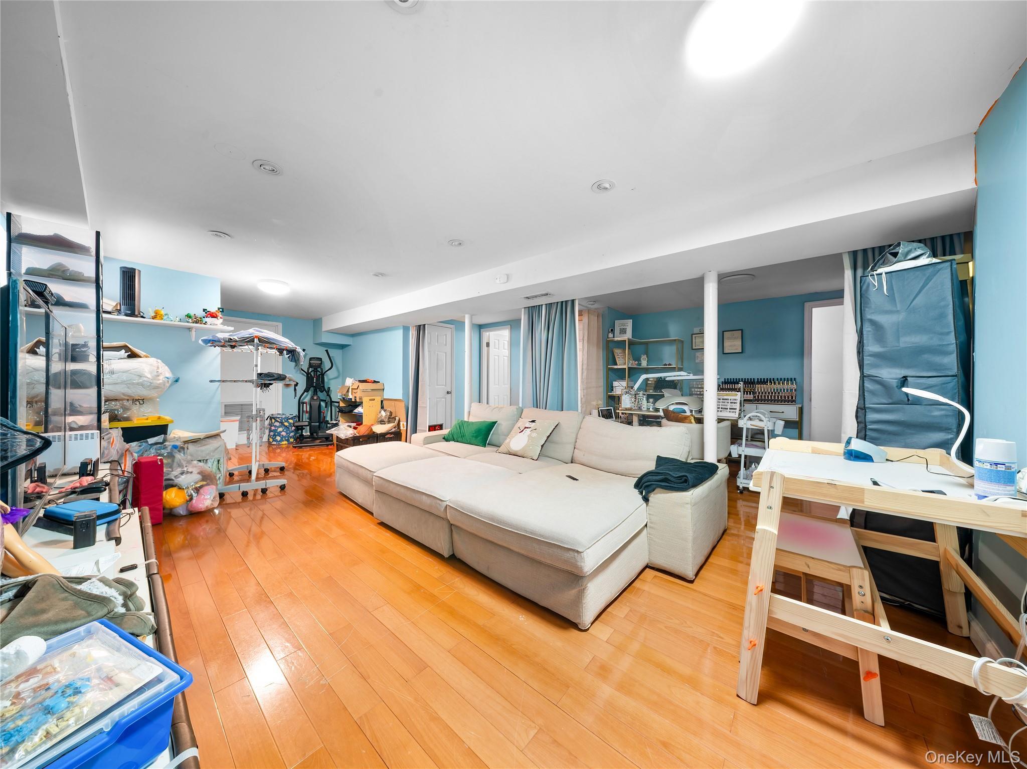 Single Family 61st  Queens, NY 11362, MLS-966475-15