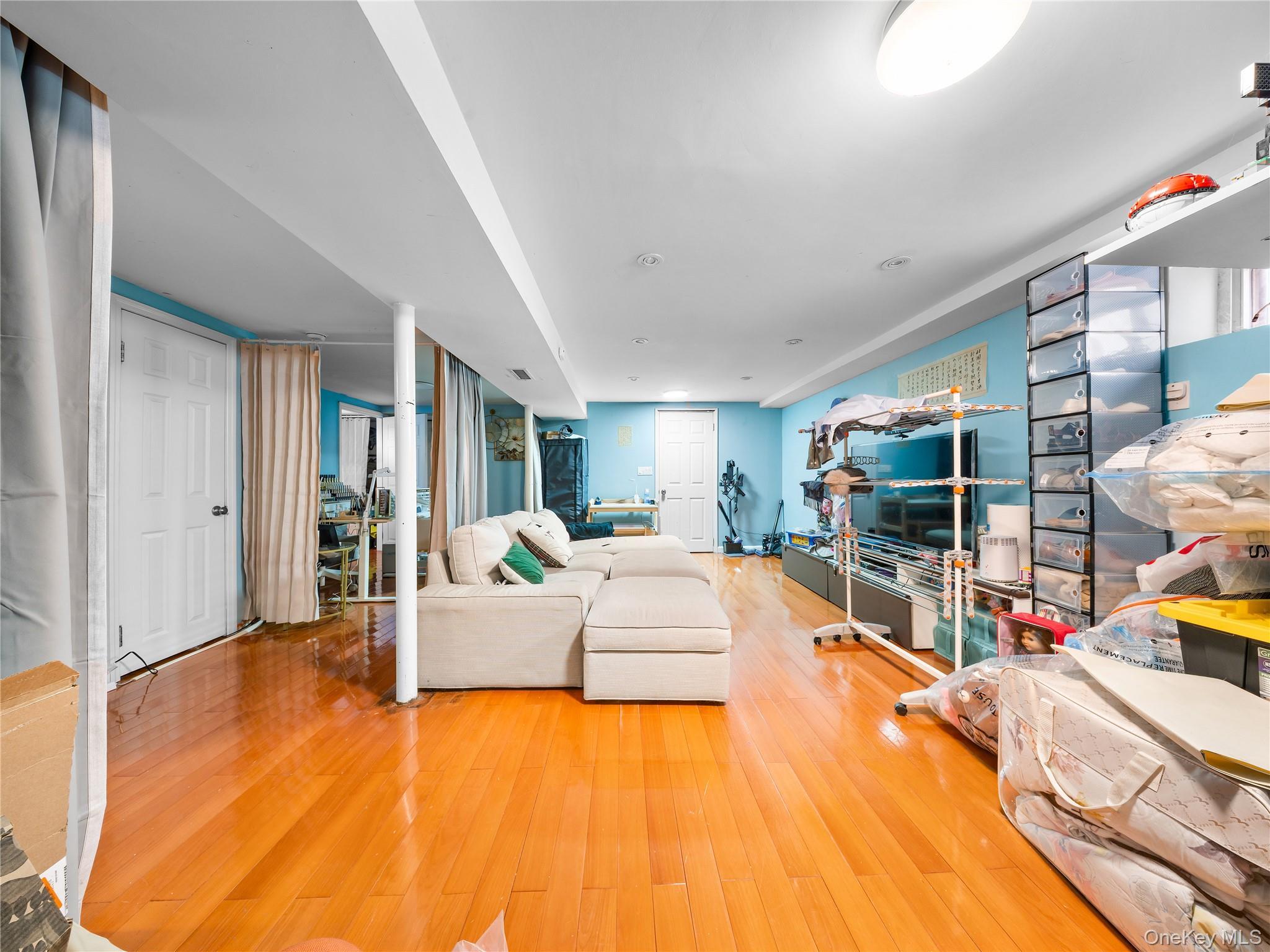 Single Family 61st  Queens, NY 11362, MLS-966475-16