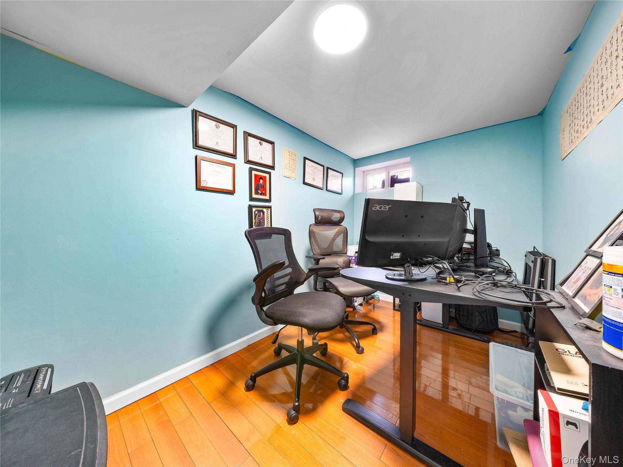 Single Family 61st  Queens, NY 11362, MLS-966475-20