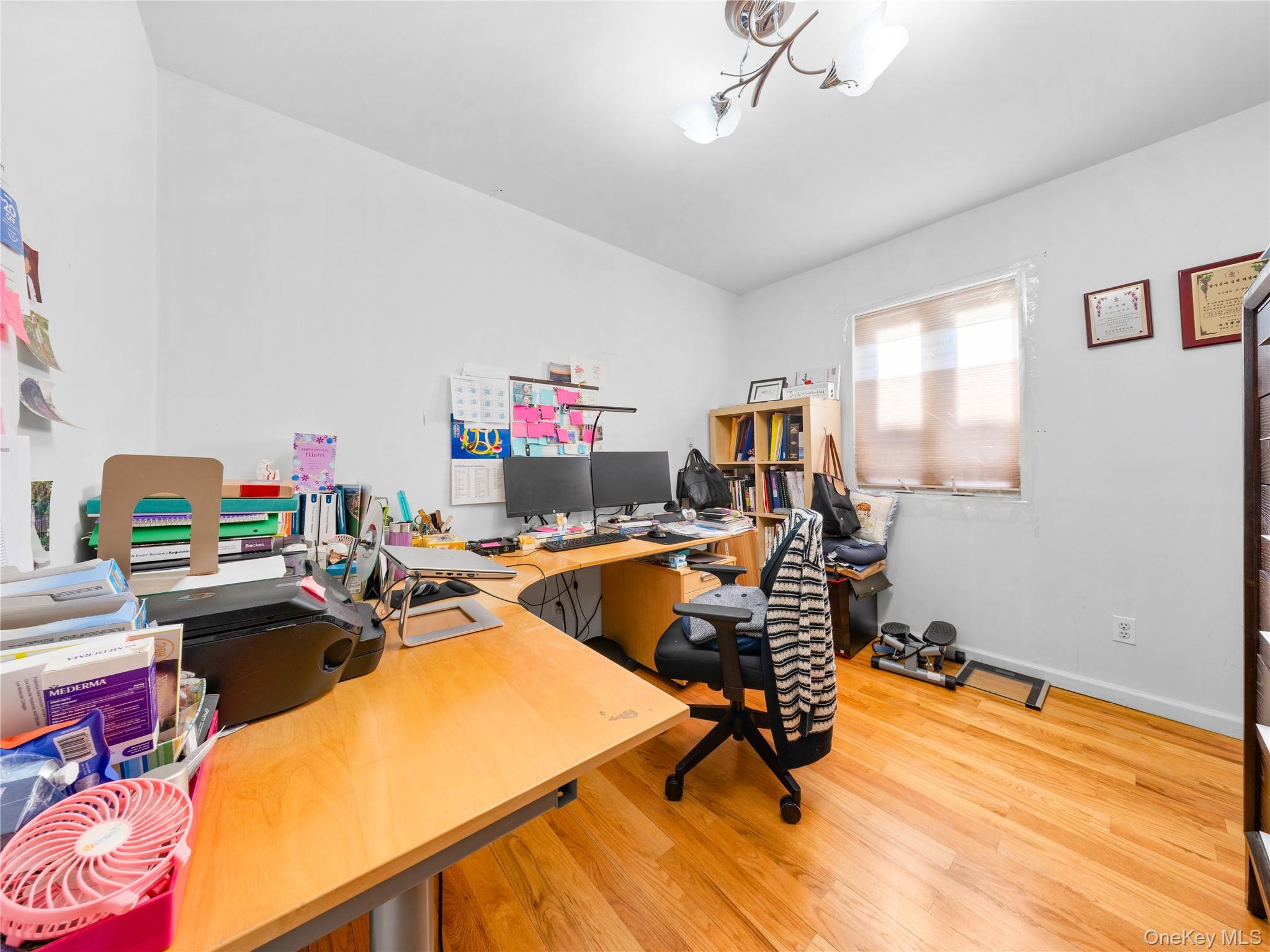 Single Family 61st  Queens, NY 11362, MLS-966475-30