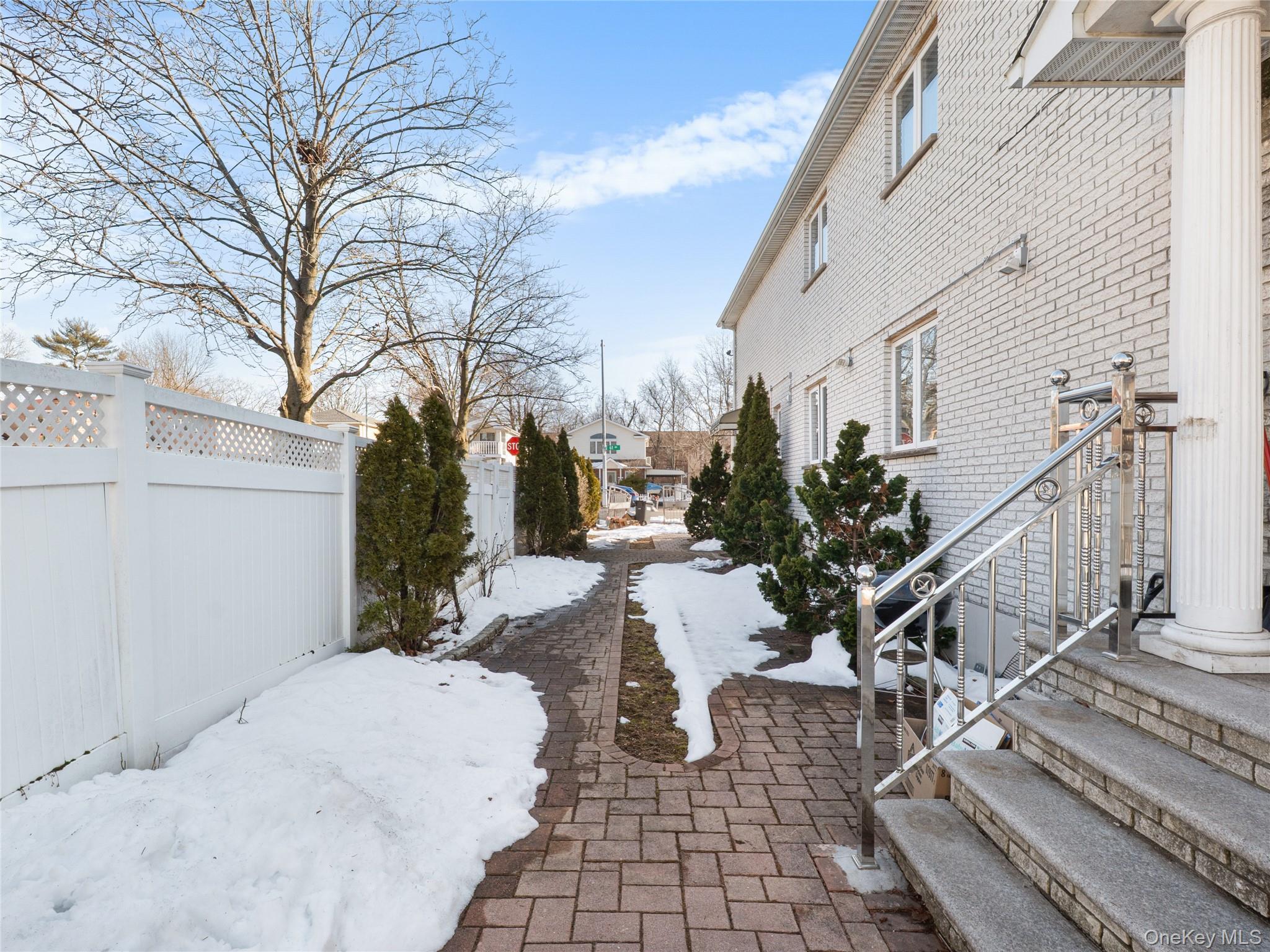 Single Family 61st  Queens, NY 11362, MLS-966475-37