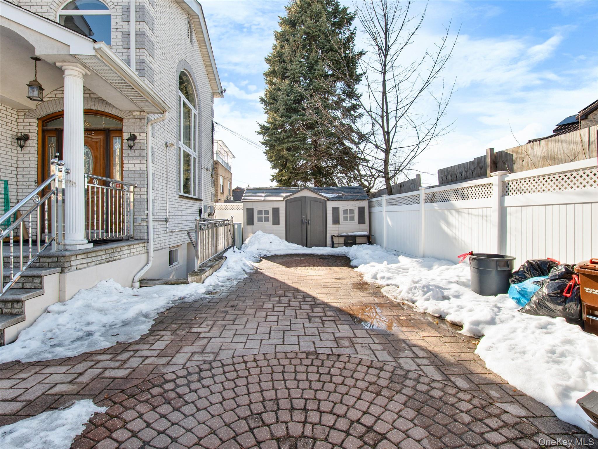 Single Family 61st  Queens, NY 11362, MLS-966475-38