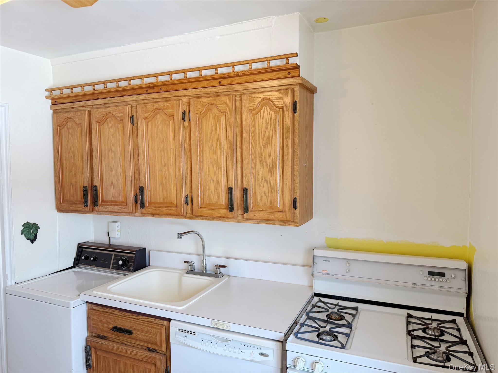 Coop 212th  Queens, NY 11360, MLS-966489-5