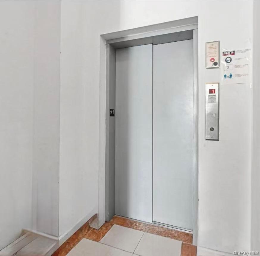 Condo Queens  Queens, NY 11373, MLS-966500-11