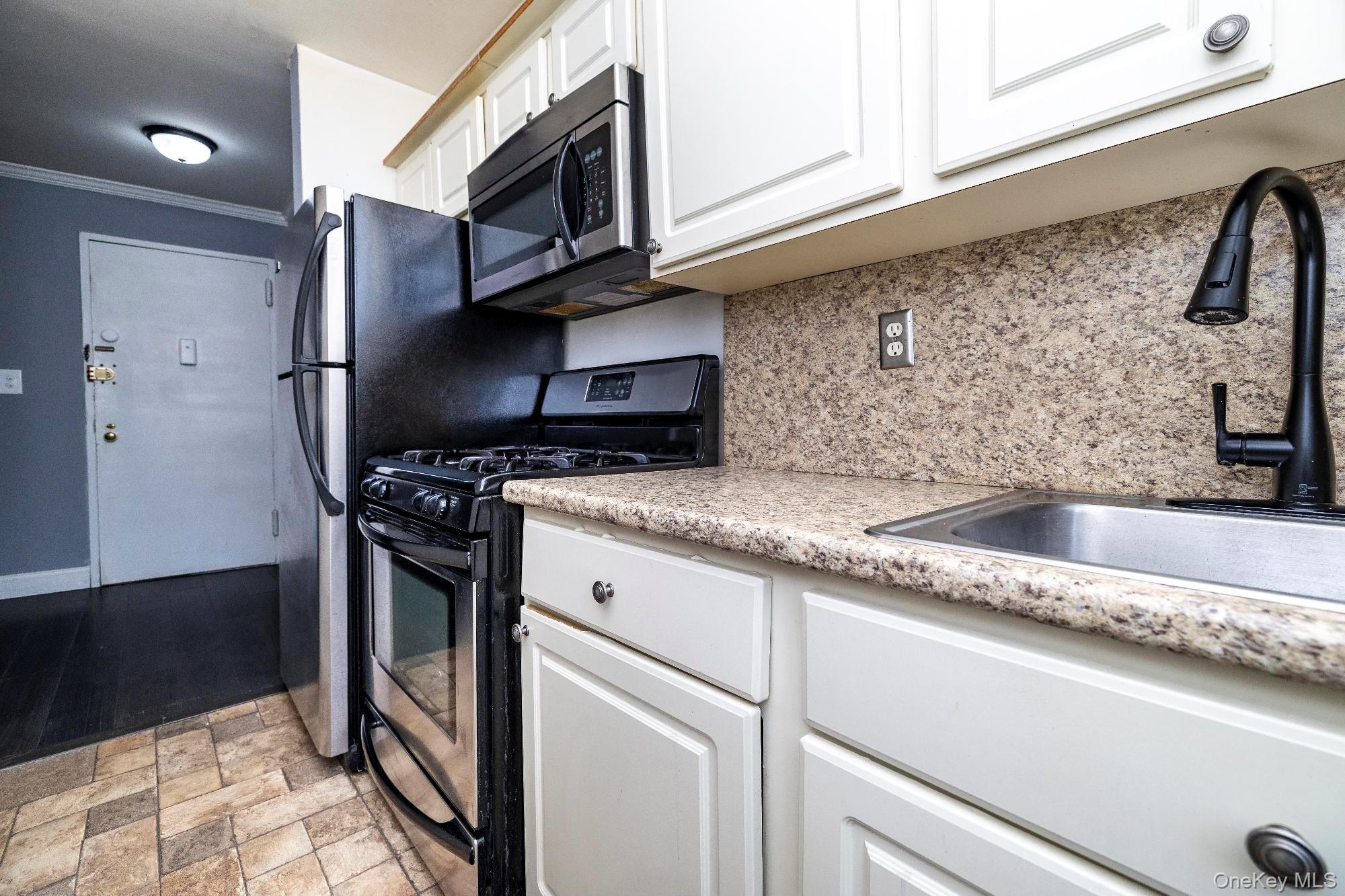 Coop Daley Nassau County, NY 11563, MLS-966508-13