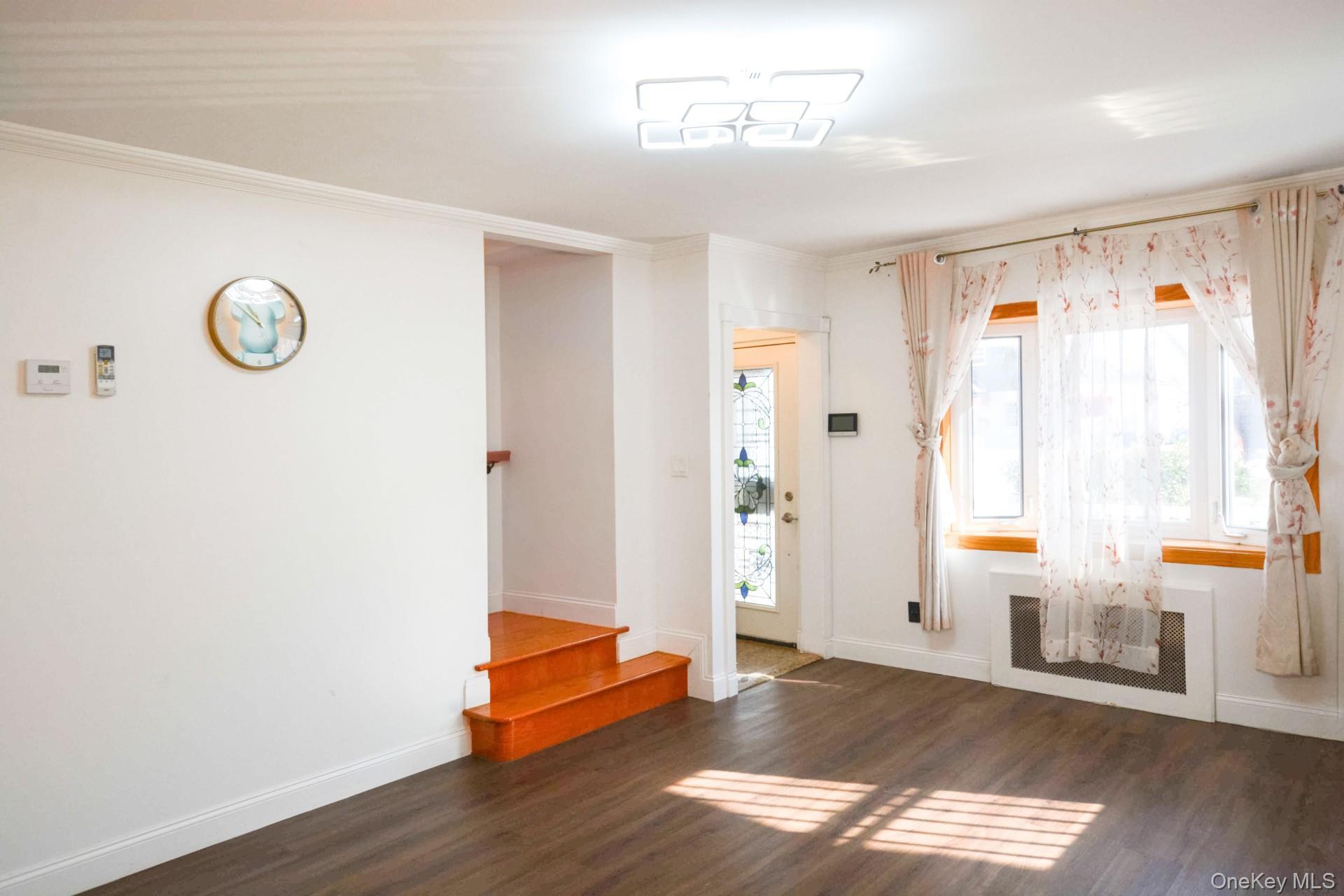 Single Family 252nd Queens, NY 11426, MLS-966520-10