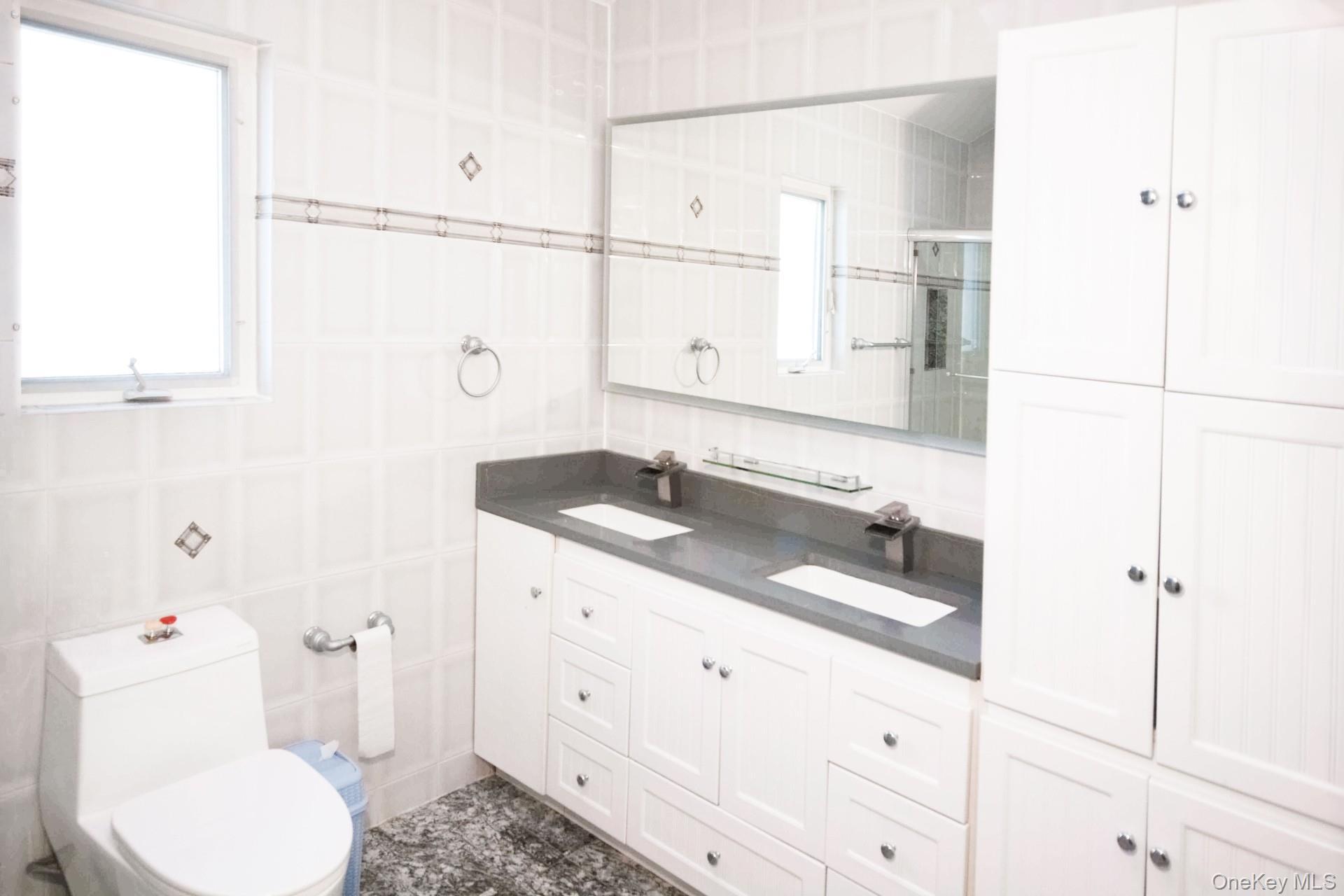 Single Family 252nd Queens, NY 11426, MLS-966520-14