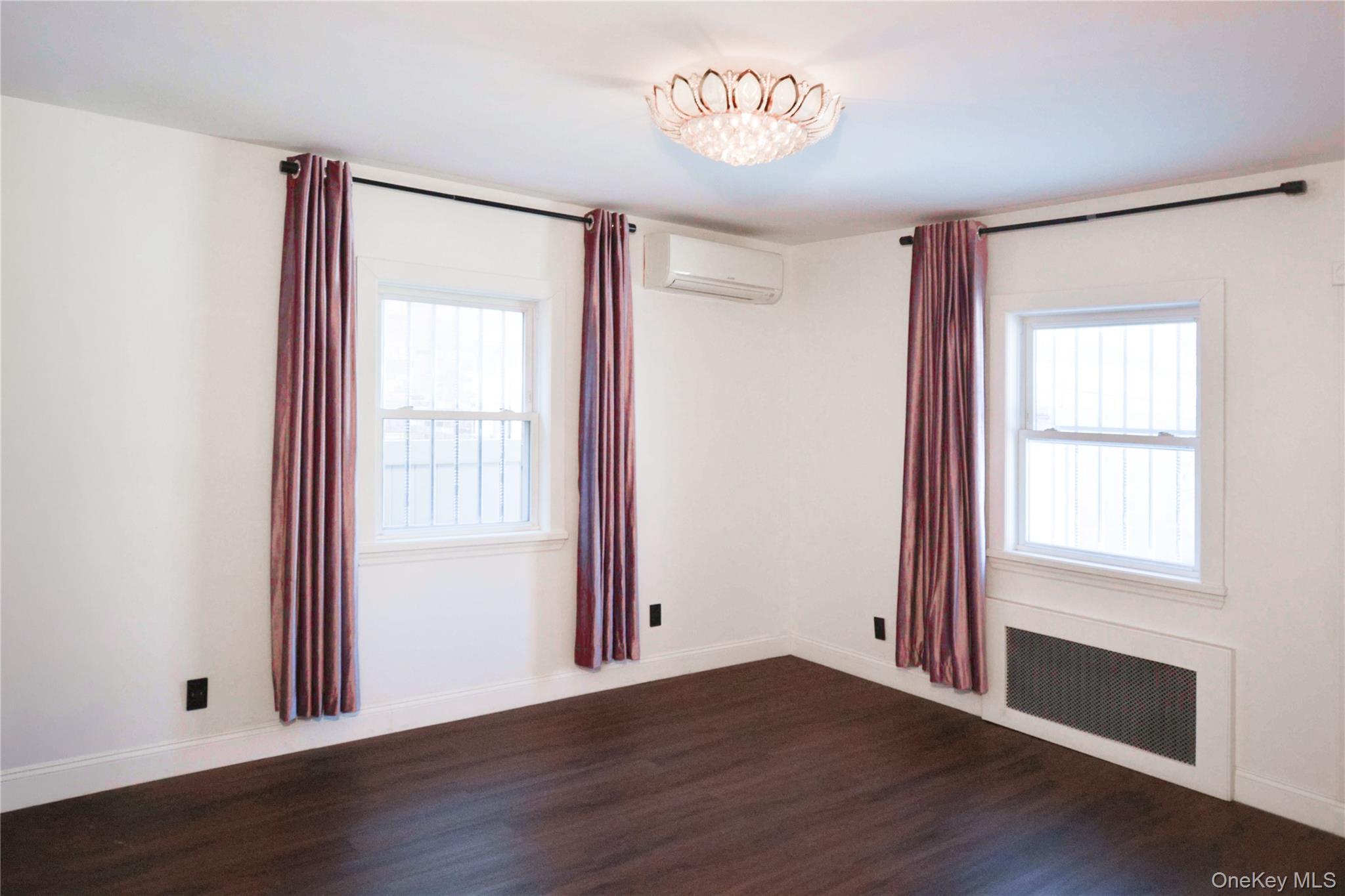 Single Family 252nd Queens, NY 11426, MLS-966520-9