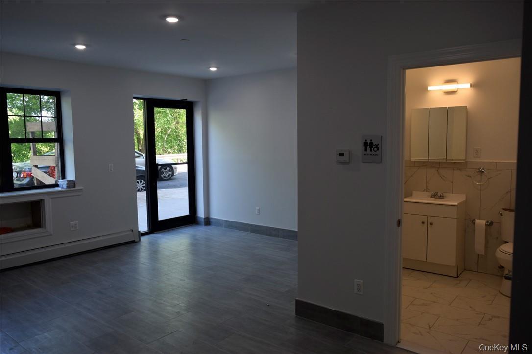 Commercial Lease Burr  Bronx, NY 10461, MLS-966541-3