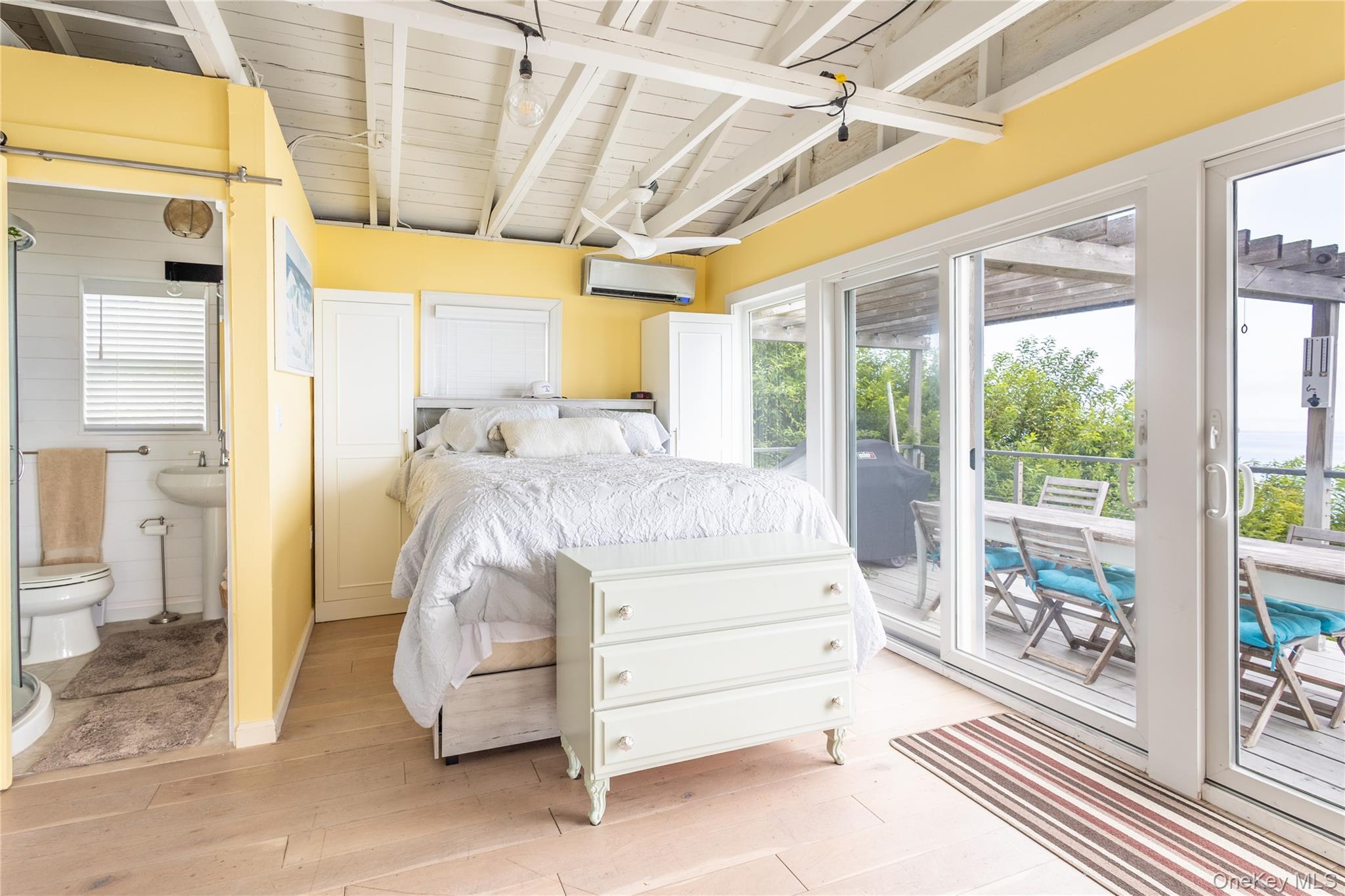 Single Family Hillcrest  Suffolk County, NY 11933, MLS-966542-16