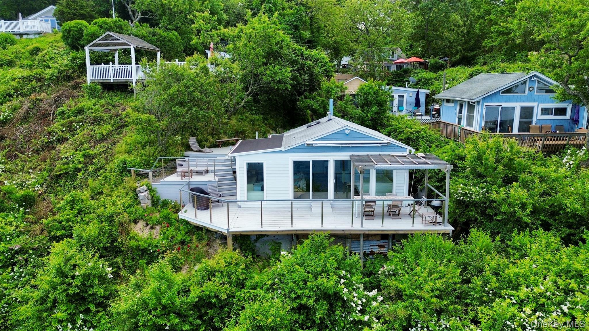 Single Family Hillcrest  Suffolk County, NY 11933, MLS-966542-3