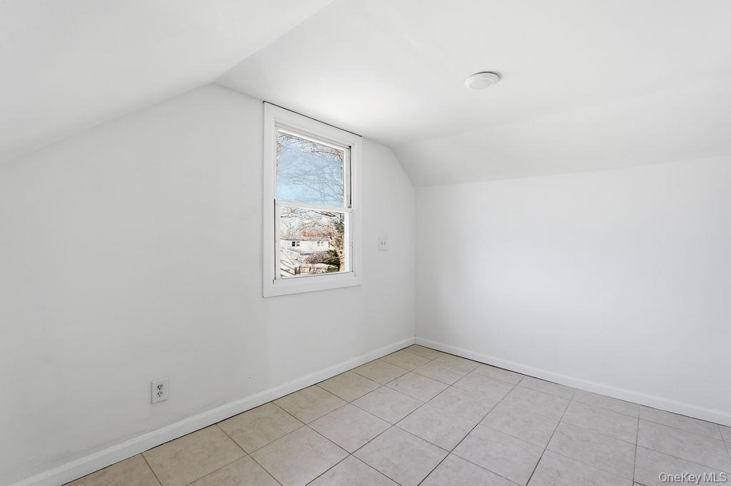 Single Family Ferndale  Suffolk County, NY 11751, MLS-966568-11