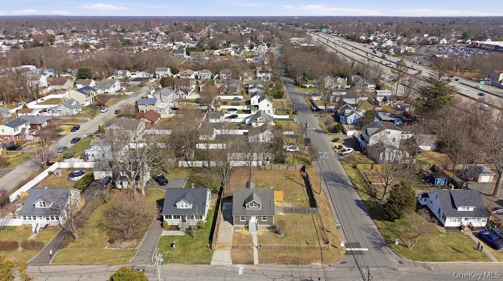 Single Family Ferndale  Suffolk County, NY 11751, MLS-966568-18