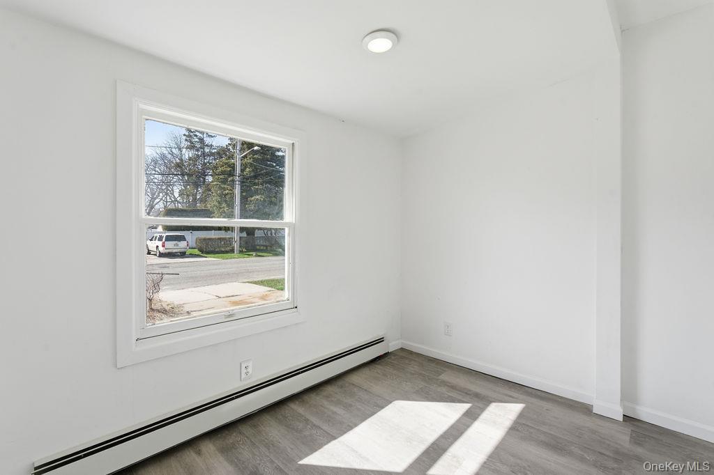 Single Family Ferndale  Suffolk County, NY 11751, MLS-966568-4